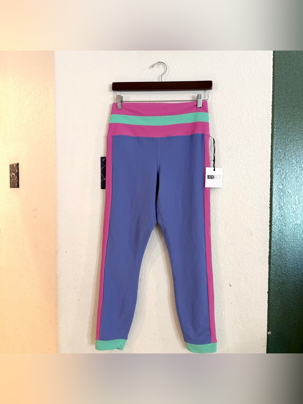 NWT Beach Riot Womens Leggings Pink Purple Color Block Ribbed 90’s Size XL